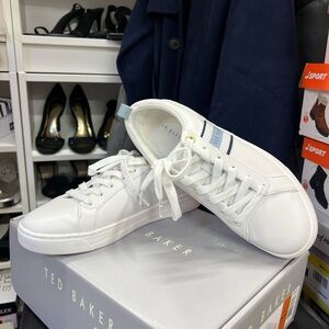 🔥🔥Ted Baker Bailey Icon Sneaker women size 8.5